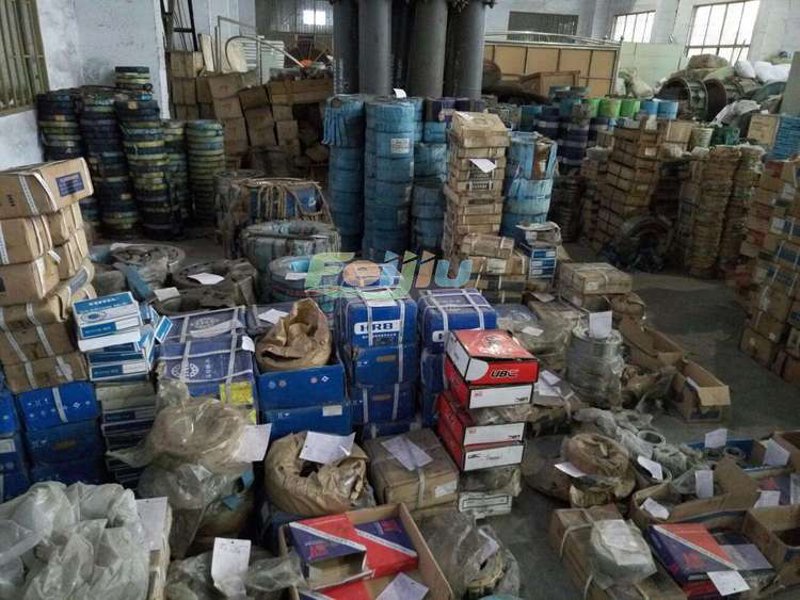 如何正确处理旧家具?这是一个值得我们深思的问题。